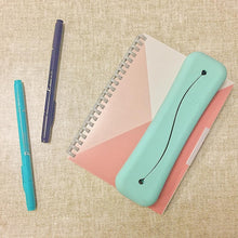 Load image into Gallery viewer, Lihit Lab- Bloomin Book Band Pencil Case
